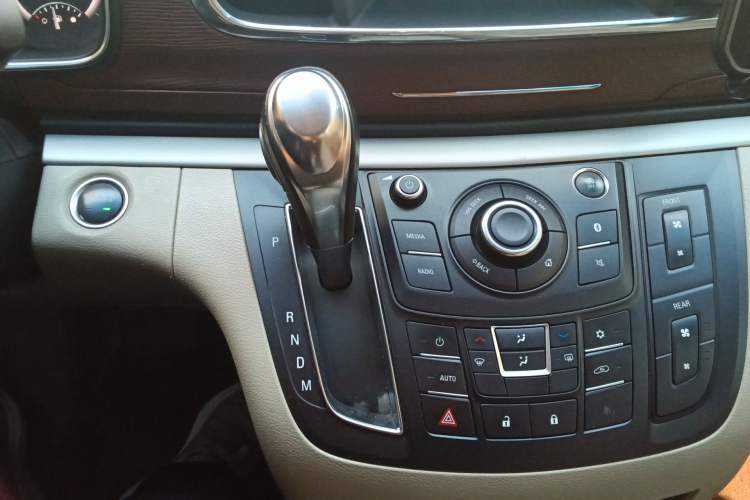 Used Buick GL8 2017 25S Luxury Version China V Standard