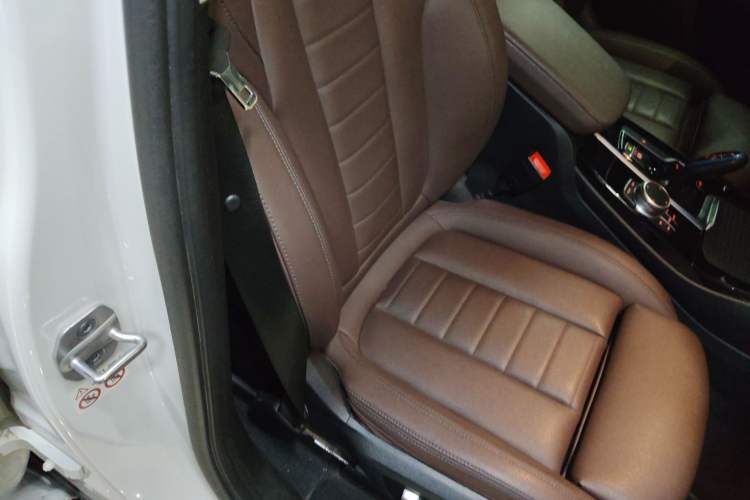 Used BMW iX3 2021 Leading Model