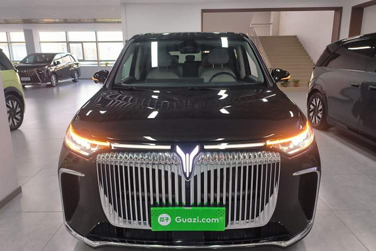 Used VOYAH Dream 2025 PHEV Four-Wheel-Drive Flagship Kunpeng Edition