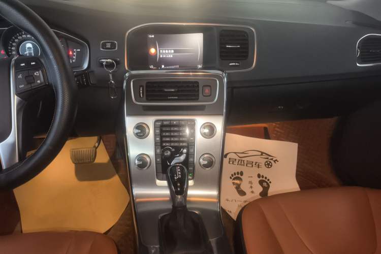 Used Volvo S60 2019 S60L Facelift T5 Intelligent Advanced Edition
