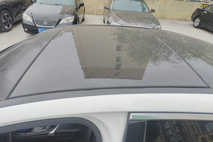 Used Mercedes-Benz C-Class 2017 C 200 L Sport Edition Roof