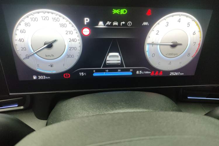 Used Hyundai Elantra N 2023 2.0T Sport Package Edition Odometer Close Up