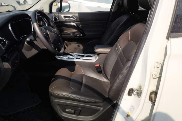 Used GAC Trumpchi GS4 2017 235T Automatic Two-Wheel Drive Luxury Smart Connectivity Version
