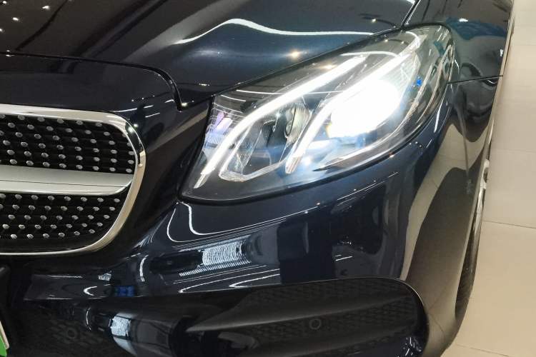 Used Mercedes-Benz E-Class (Import) 2020 E 260 Coupe