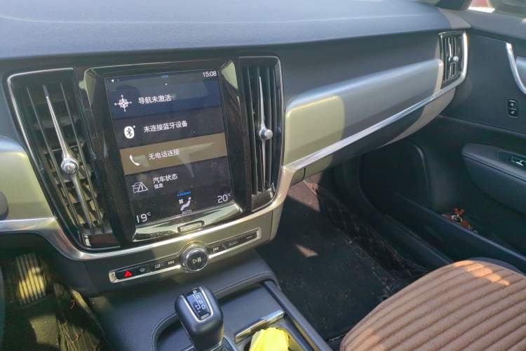 Used Volvo S90 2018 T4 Zhiyi Edition