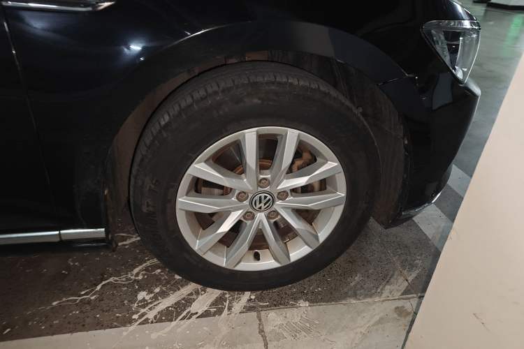 Used Volkswagen Magotan 2018 280TSI DSG Comfort Model
