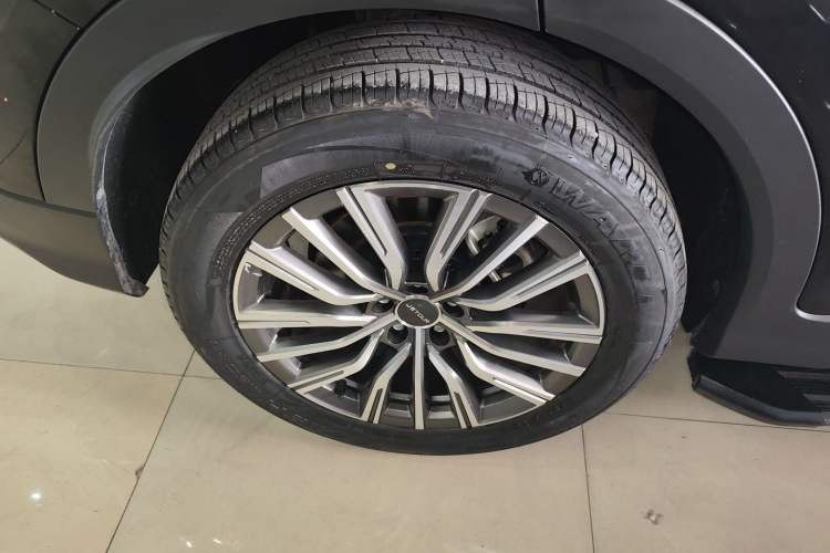 Used JETOUR X70 PLUS 2023 1.5T DCT Brave PLUS 5-Seater