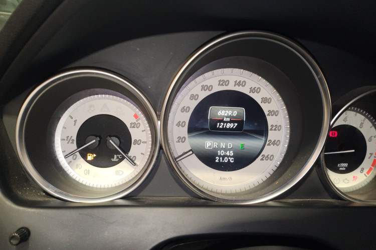 Used Mercedes-Benz C-Class 2013 C 260 CGI Elegant Model Odometer Close Up