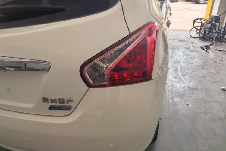 Used Nissan Tiida 2014 1.6L CVT Comfort Model Right Rear Taillight
