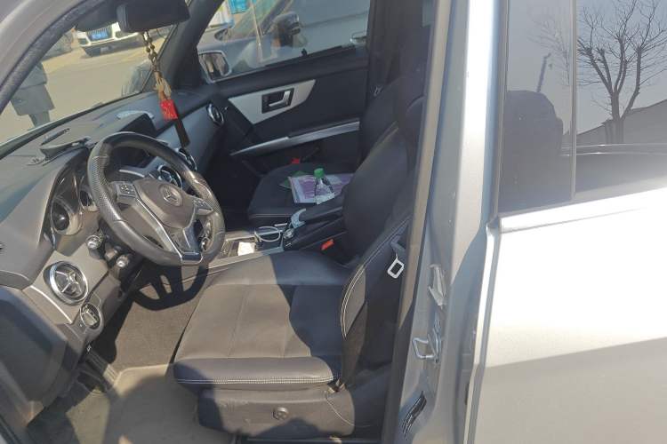 Used Mercedes-Benz GLK-Class 2015 GLK 300 4MATIC Fashion Edition Ultimate Version
