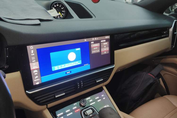 Used Porsche Cayenne E-Hybrid 2020 Cayenne E-Hybrid 2.0T