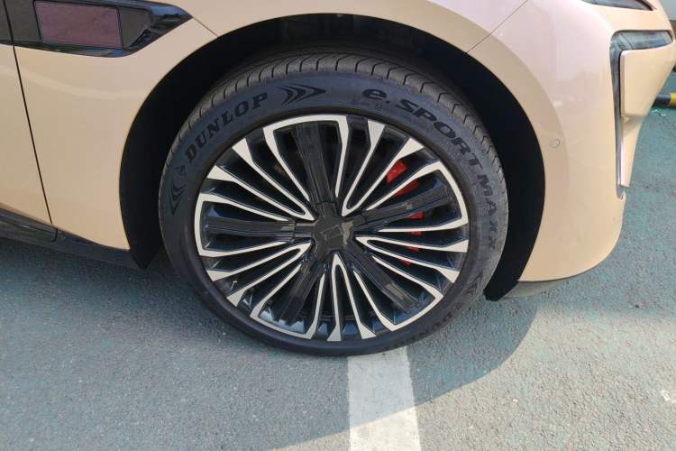 Used Avatr 12 2025 Ultra Extended-Range Edition
