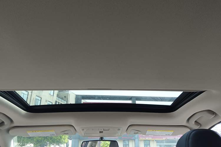 Used Infiniti Q50L 2016 2.0T Enjoyment Edition Headliner