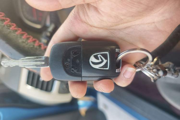 Used Baojun 630 2013 1.5L manual Entry-level trim