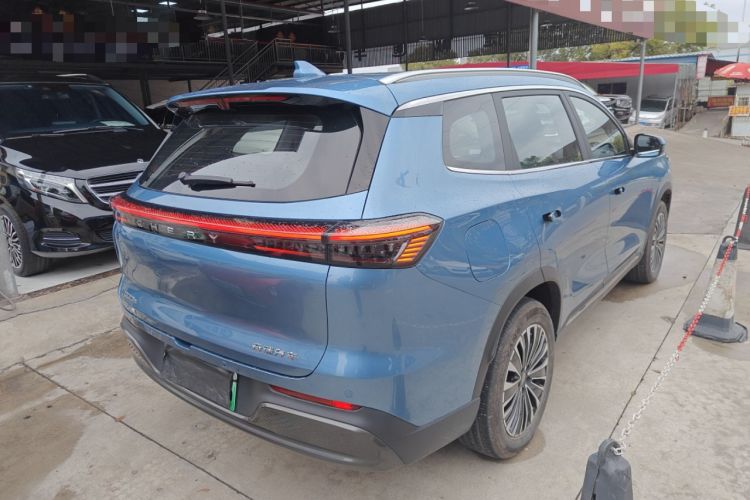 Used Chery Tiggo 8 PLUS C-DM 2025 1.5T 116 km Prestige Version 5 Seats