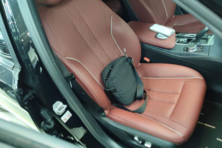 Used BMW 5 Series 2021 Facelifted 530Li Leading Edition M Sport Package