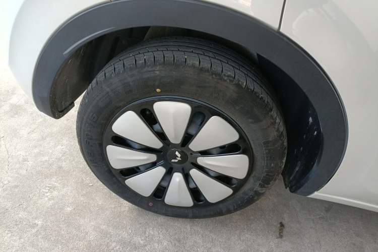 Used Wuling Bingo 2024 333 km Enjoyment Version
