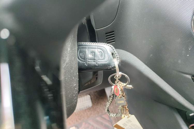 Used Soueast DX3 2018 1.5T CVT Luxury Model Vehicle Key