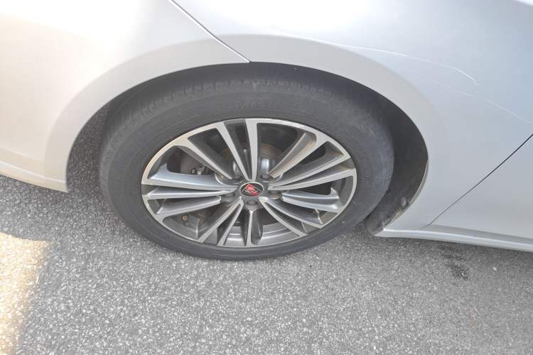 Used Roewe i6 2020 PLUS 1.6L CVT 4G Connected Glory Flagship Edition