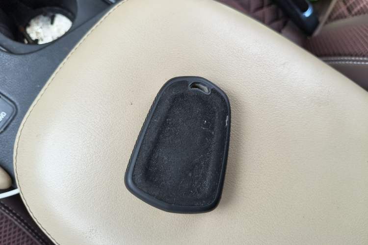 Used Cadillac XT5 2017 Anniversary Edition 28T Four-Wheel Drive Tech Model Vehicle Key