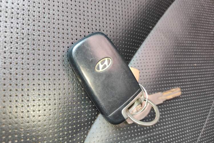 Used Hyundai Sonata 2015 Classic 2.0L Automatic Luxury Edition