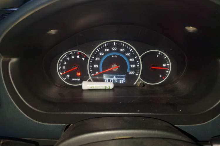Used Wuling Rongguang V 2015 1.5L Base Version Instrument Cluster