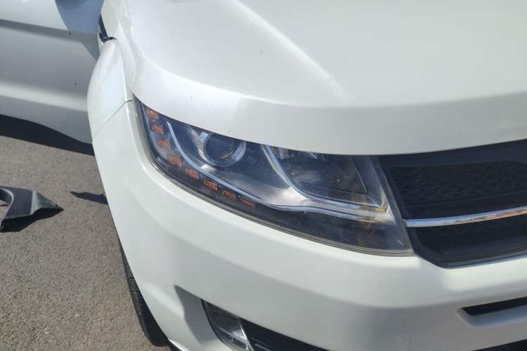 Used Land X7 2015 2.0T Panoramic Flagship Edition Right Front Headlight