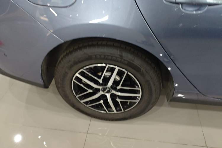 Used BYD Seal 05 DM-i 2025 DM-i Intelligent Drive 120KM Flagship Model Exterior 5