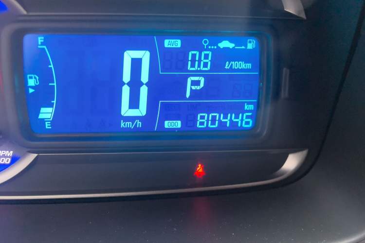 Used Chevrolet Trax 2014 1.4T Automatic Two-Wheel Drive Luxury Model Odometer Close Up