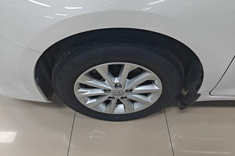 Used Toyota Camry 2016 2.0G 10th Anniversary Leading Edition