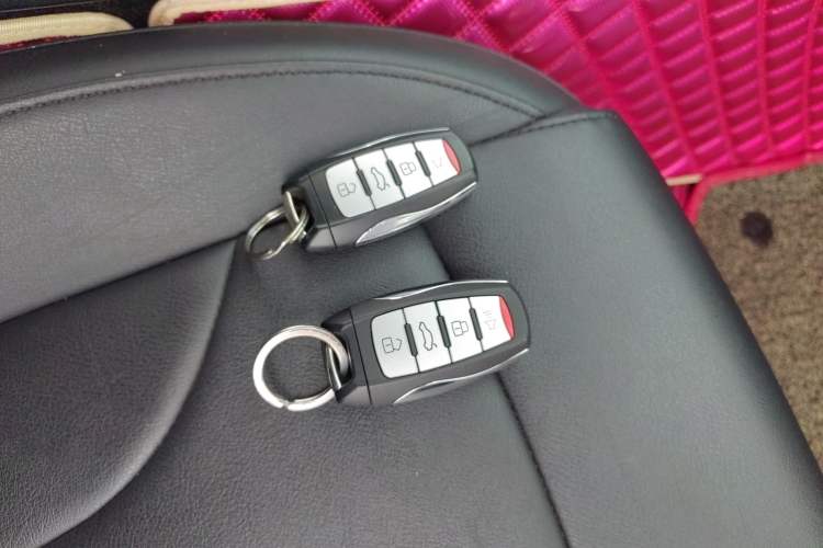 Used Haval H6 2018 Blue Label Sport Edition 1.5T Automatic Two-Wheel Drive Elite Model Vehicle Key