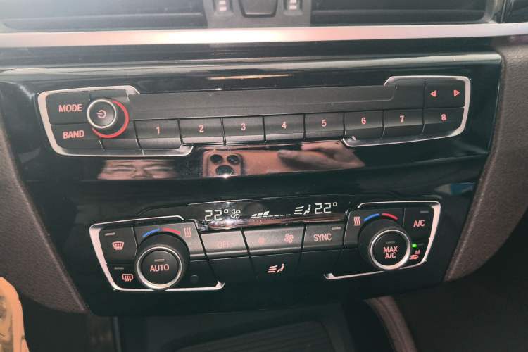 Used BMW X1 2022 sDrive25Li Leading Model
