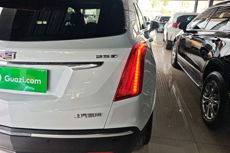 Used Cadillac XT5 2018 25T Tech Model
