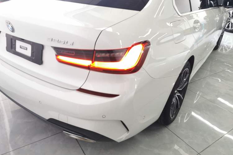 Used BMW 3 Series 2021 Second Facelift 325Li M Sport Package