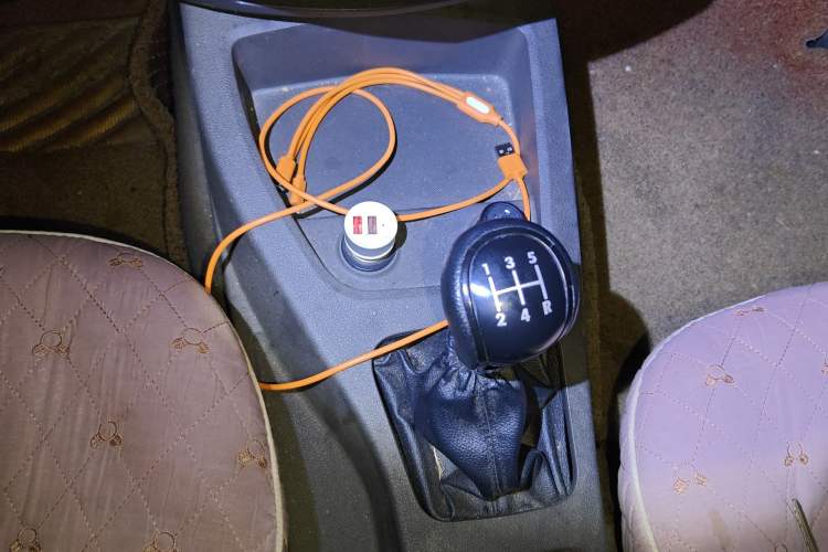 Used Wuling Hongguang 2014 1.2L Base Model China IV Gear Lever