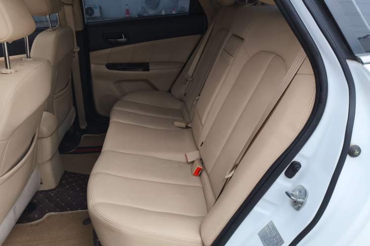 Used Changan Eado 2015 1.6L Manual Luxury Model China V Standard