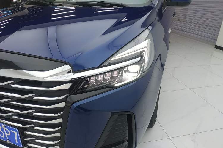 Used Buick GL8 2023 Land Executive Class 652T Luxury Model