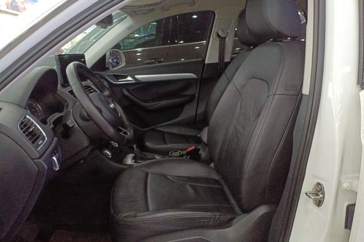 Used Audi Q3 2015 35 TFSI quattro Technology Edition
