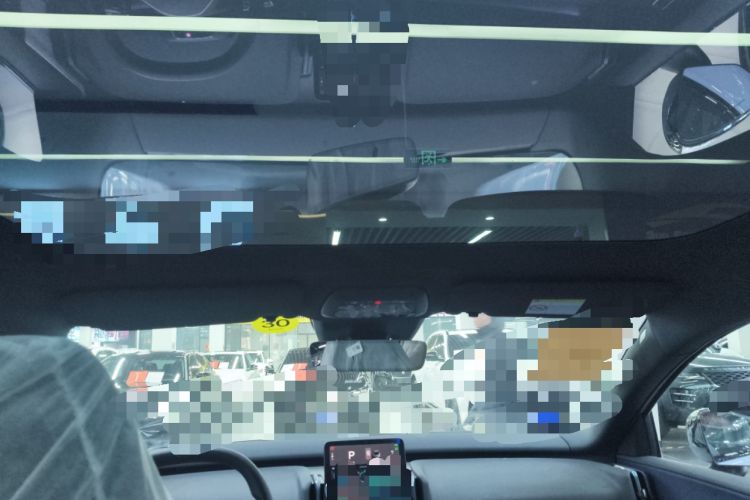 Used Volvo EX30 2025 Rear-Drive Long-Range Version Ultra