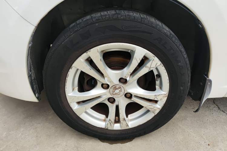 Used Chevrolet Sail 2013 Sedan 1.4L AMT Enjoy Edition