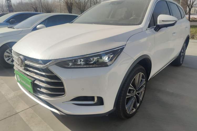 Used BYD Tang 2019 2.0T Automatic SmartConnect Luxury Version 5 Seats China VI Standard