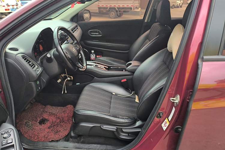 Used Honda Vezel 2015 1.8L CVT 2WD Luxury Model Left Front Seat