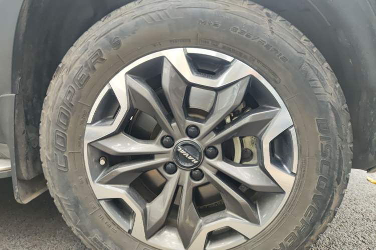 Used Haval DARGO 2021 2.0T DCT All-Wheel-Drive "Hao Tian Quan" Edition Right Front Wheel Hub