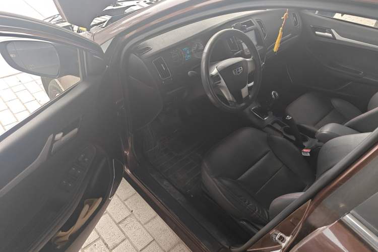 Used Geely Auto Vision 2015 1.5L Manual Happiness Edition