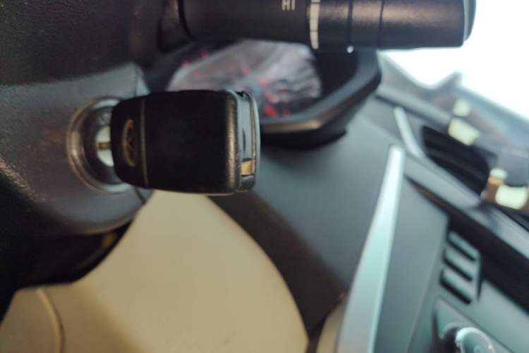 Used Chery Fengyun 2 2013 Hatchback 1.5L Manual Ruiyi Edition Vehicle Key