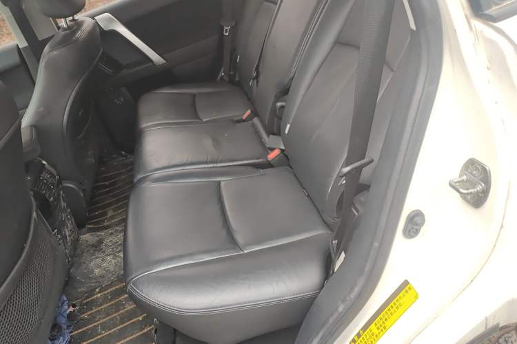 Used Toyota Prado 2016 2.7L Automatic Standard Edition Interior 4