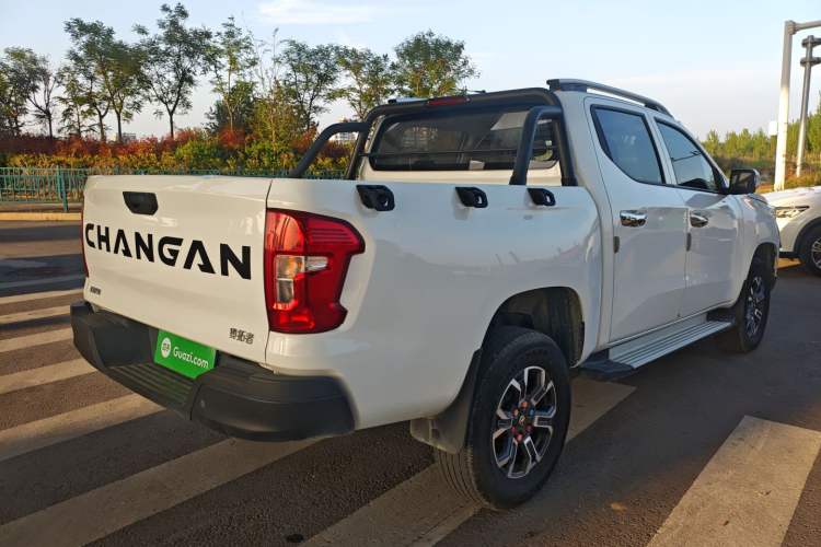 Used CHANGAN Lantop 2023 2.0T Manual Two-Wheel Drive Gasoline Elite Version Standard Cab Rear Right 45 Deg