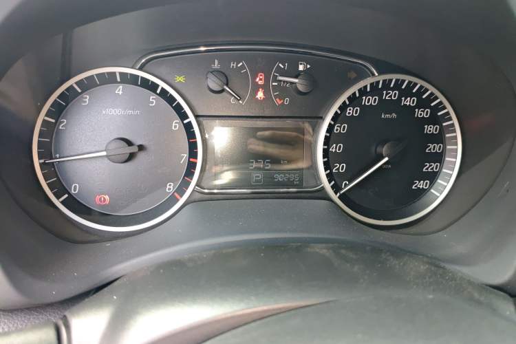 Used Nissan Sylphy 2019 1.6XV CVT Smart Connect Luxury Edition China VI Standard