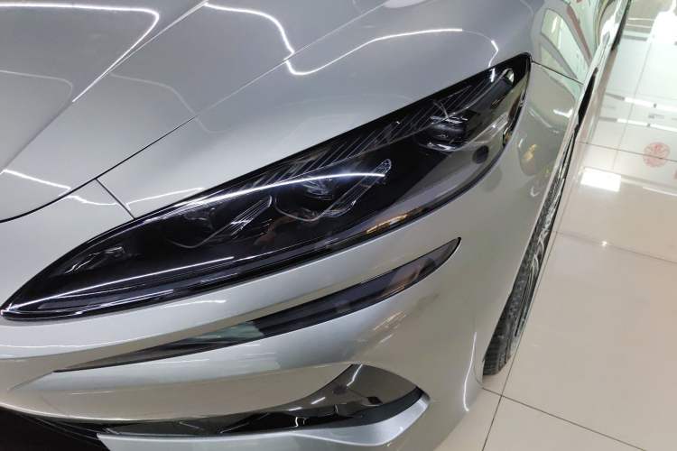 Used Denza Z9GT 2024 1100 Four-Wheel Drive Ultra Version
