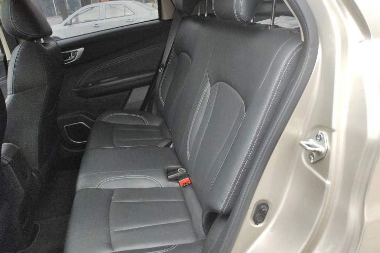 Used Geely Auto Vision X3 2019 Upgraded Model 1.5L CVT Prestige Version
